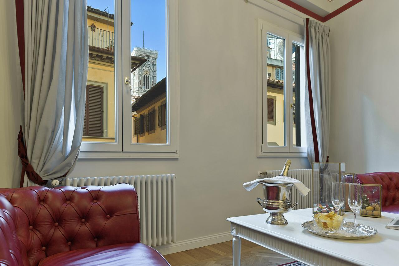 Apartments Florence - In Duomo Екстер'єр фото