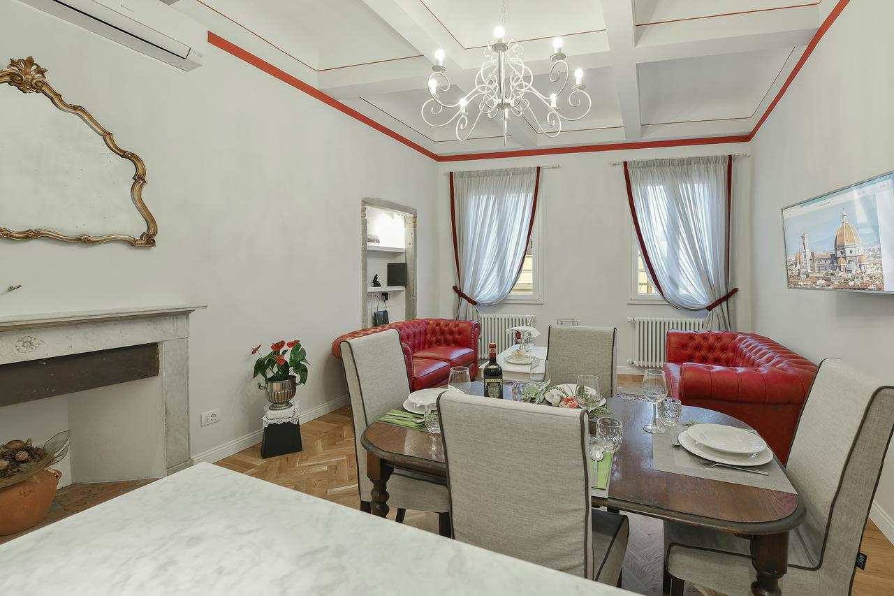 Apartments Florence - In Duomo Екстер'єр фото