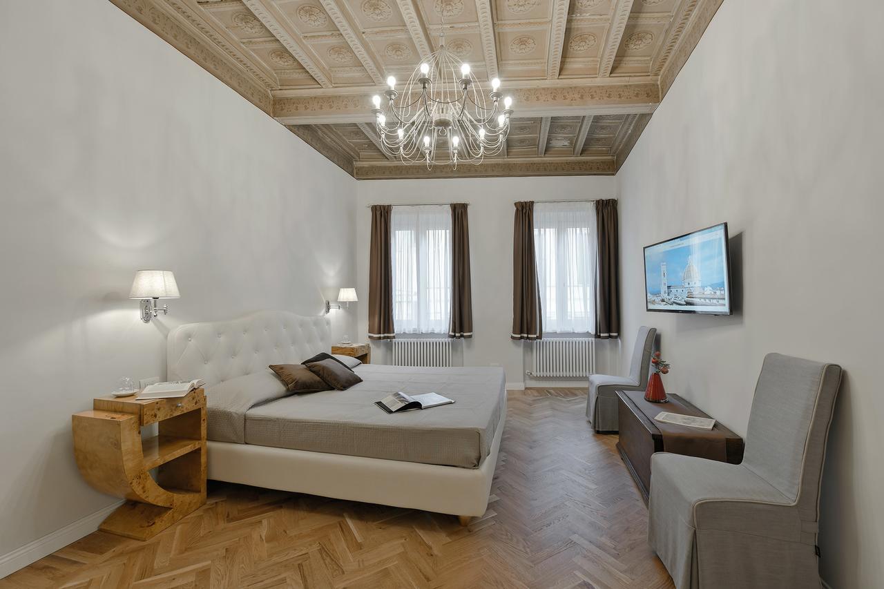Apartments Florence - In Duomo Екстер'єр фото