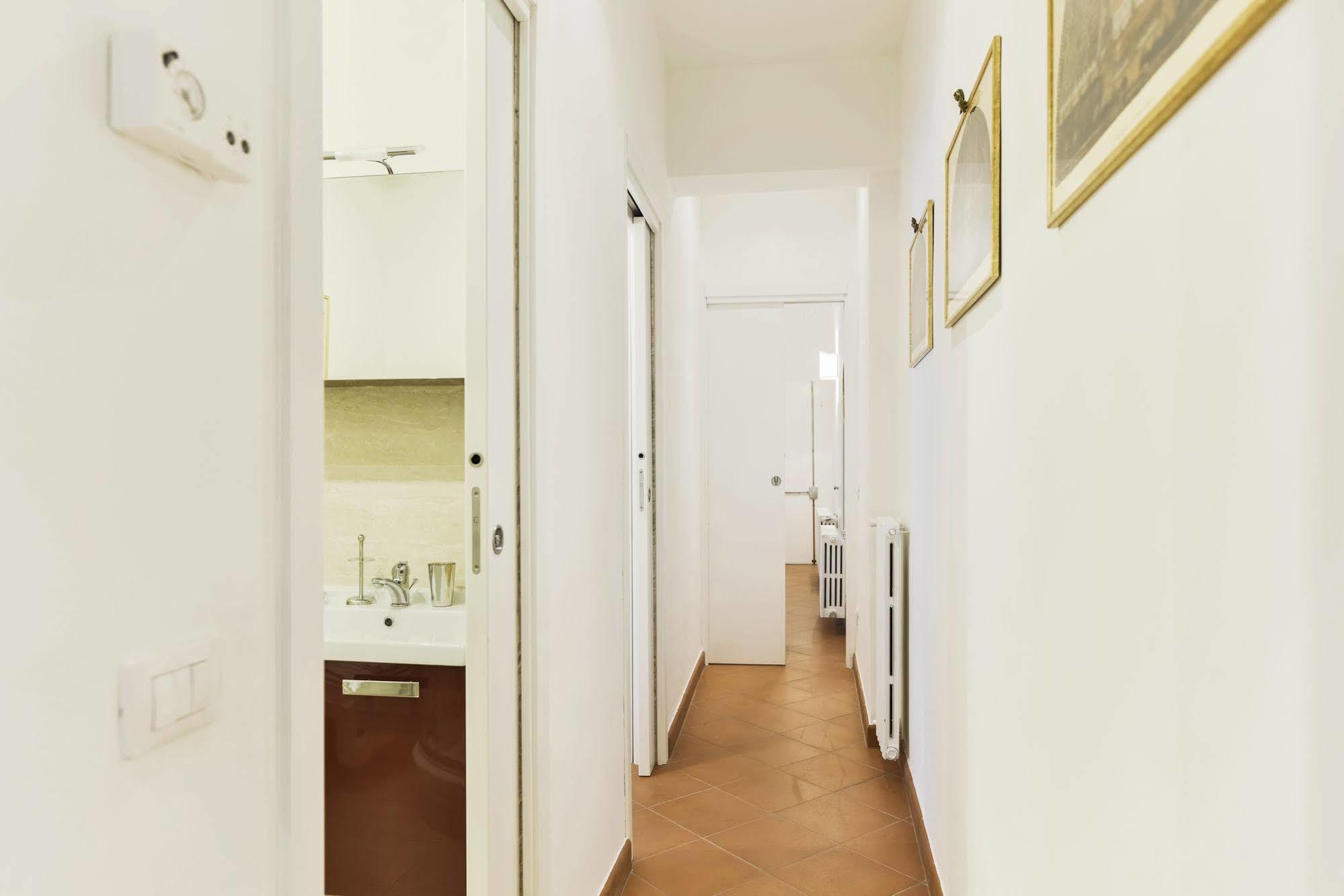 Apartments Florence - In Duomo Екстер'єр фото